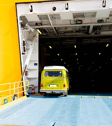 Véhicule Embarquement Corsica Ferries